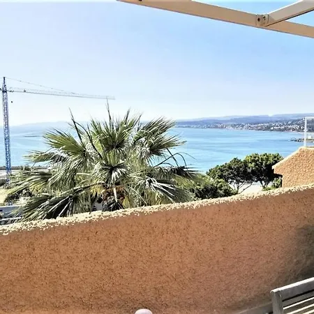 Casa Punta Doncella 5 *